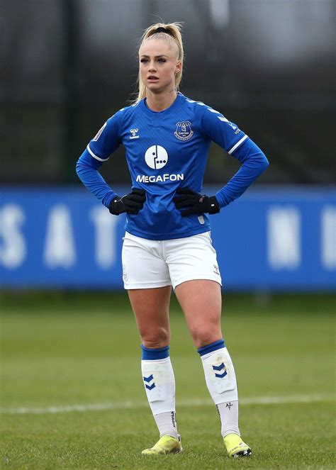 soccer player alisha lehmann
